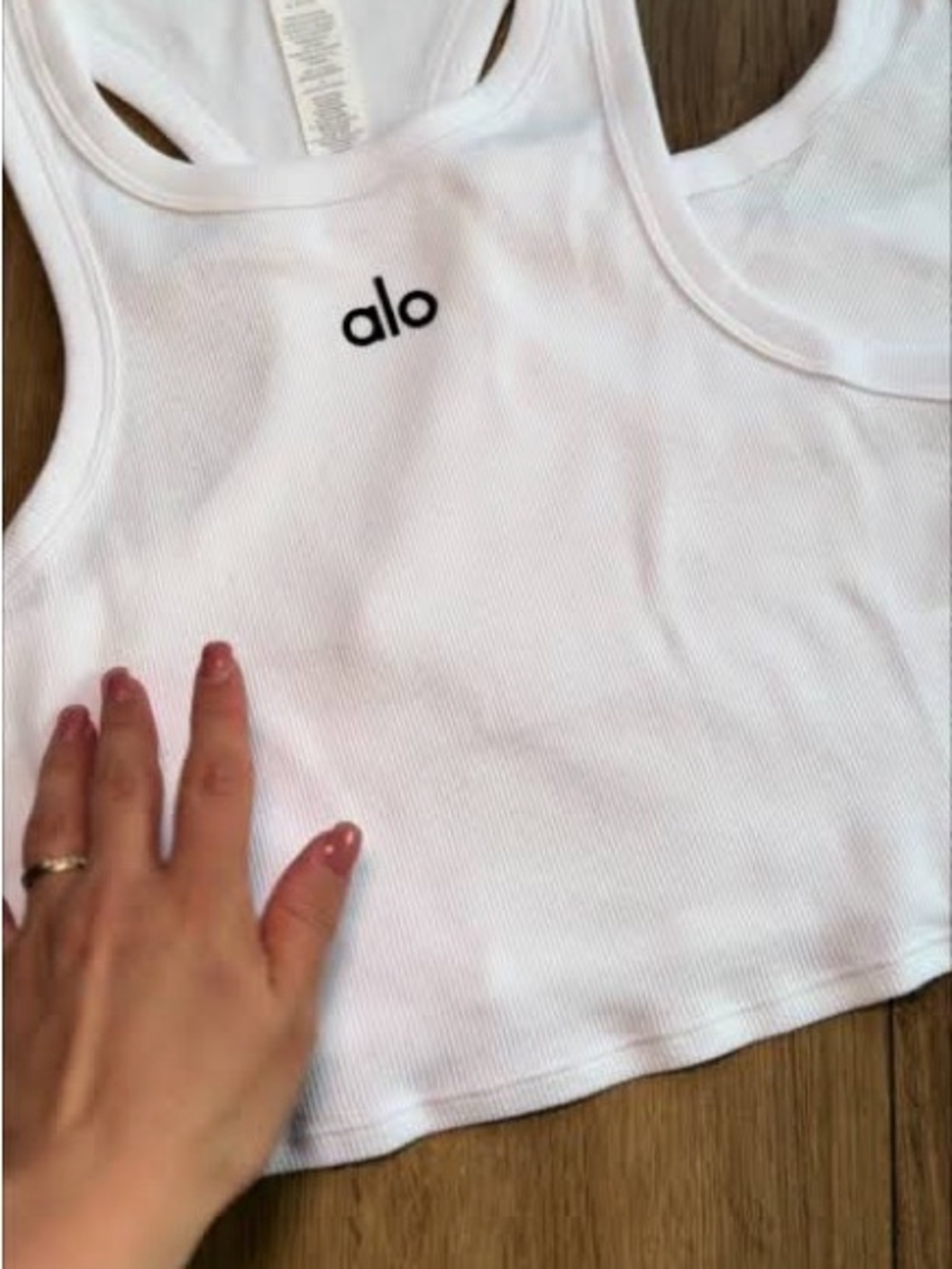 ALO Yoga White Ribbed Cropped Tank with Black Logo Centered - Picture 3 of 5